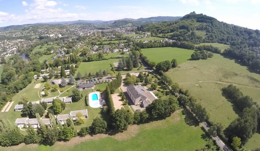 Aux Portes Des Monts D'aubrac Espalion